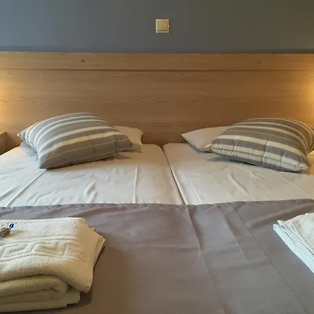 Apollon Hotel 3*